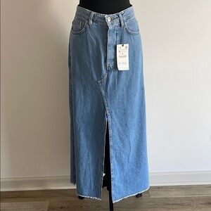 NWT Zara Denim Maxi Skirt with Front Slit Sz M